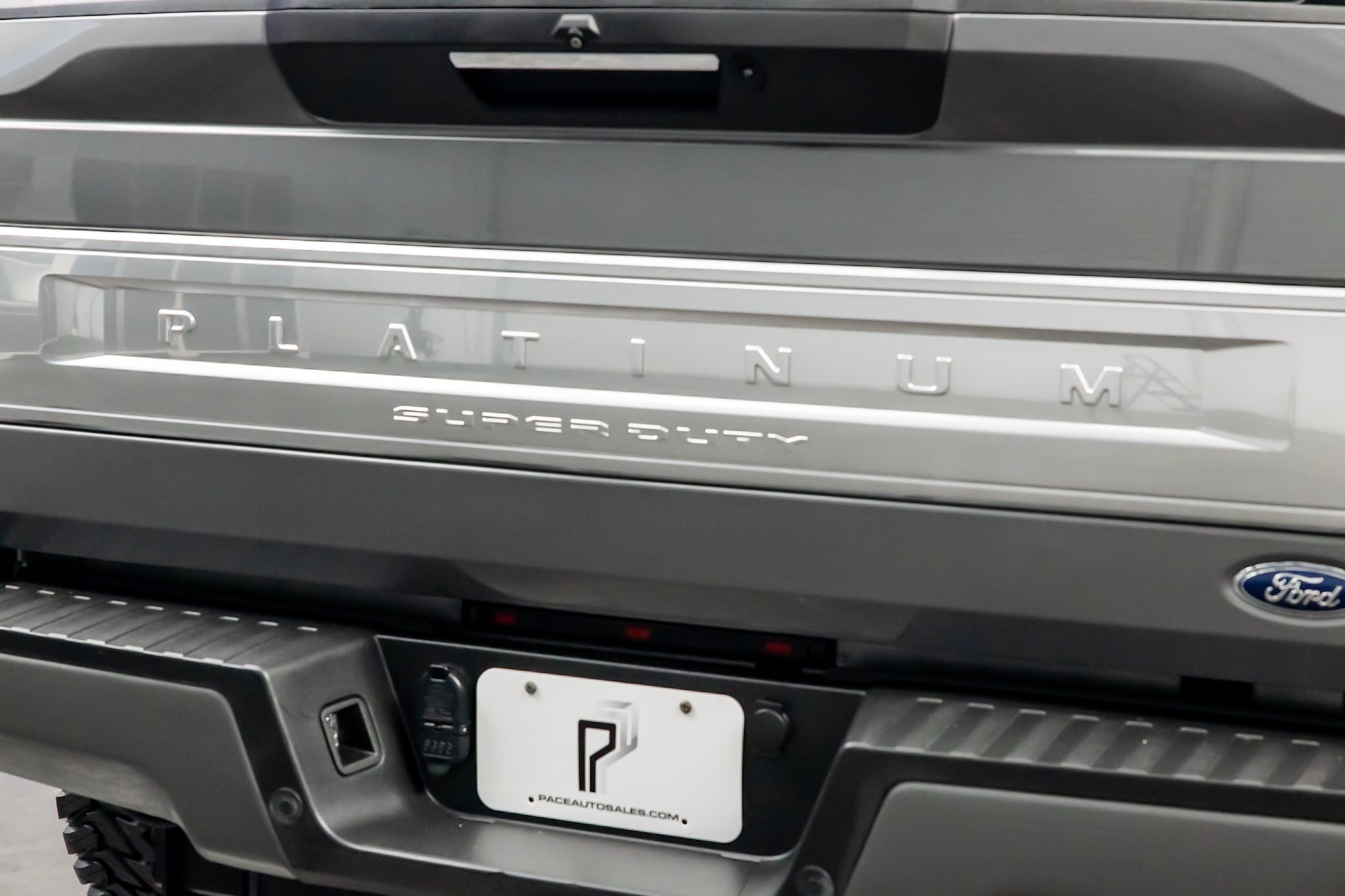 Used 2022 Ford F450 Platinum AWD/4WD image 19
