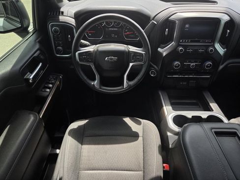Used 2022 Chevrolet Silverado 1500 LT Trail Boss w/ LPO, Dark Essentials Package AWD/4WD image 14