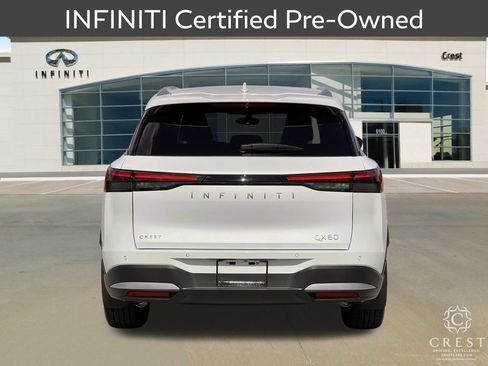 Certified 2027 INFINITI QX60 Luxe w/ Cargo Package FWD image 4