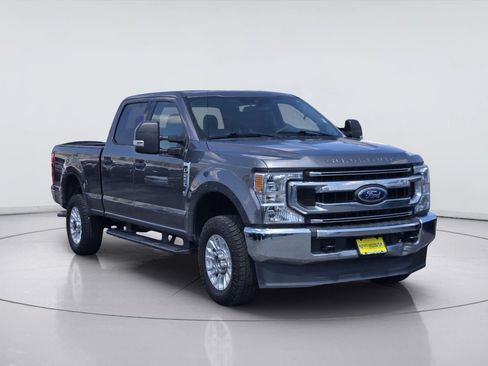 Used 2021 Ford F250 XLT AWD/4WD image 2