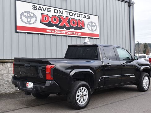 Certified 2025 Toyota Tacoma SR5 image 5