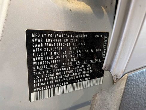 Used 2014 Volkswagen Tiguan S image 31