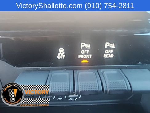 Used 2025 RAM 1500 Big Horn AWD/4WD image 8