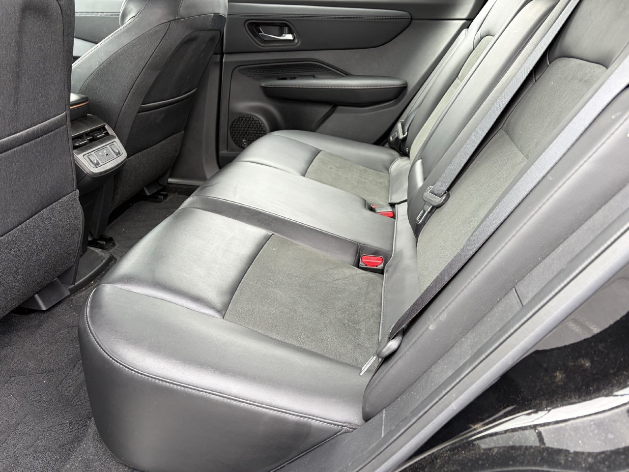 Certified 2024 Nissan Ariya AWD image 11