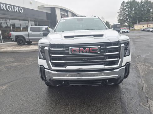 New 2026 GMC Sierra 2500 SLT w/ SLT Premium Package AWD/4WD image 8
