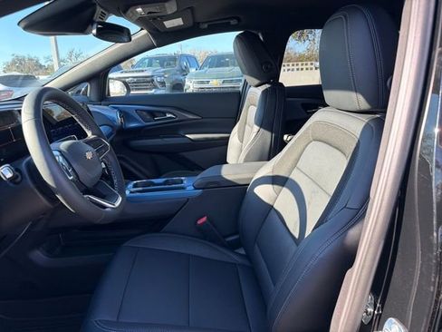 New 2026 Chevrolet Equinox EV LT image 20