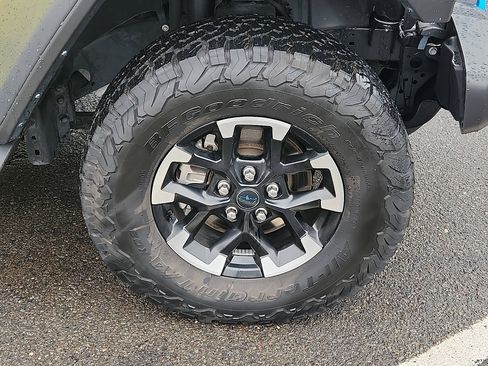 Used 2024 Jeep Wrangler Unlimited Rubicon 4xe AWD/4WD image 8