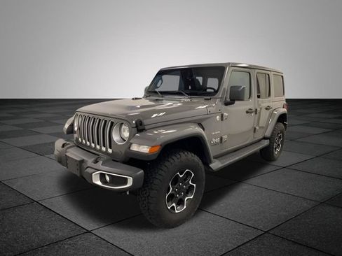 Used 2021 Jeep Wrangler Unlimited Sahara w/ Uconnect 4C Nav & Sound Group AWD/4WD image 3