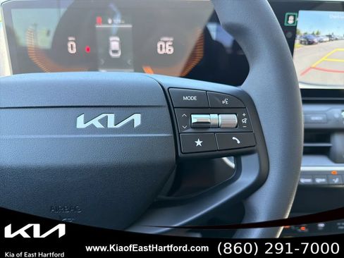 New 2026 Kia K4 FWD image 30