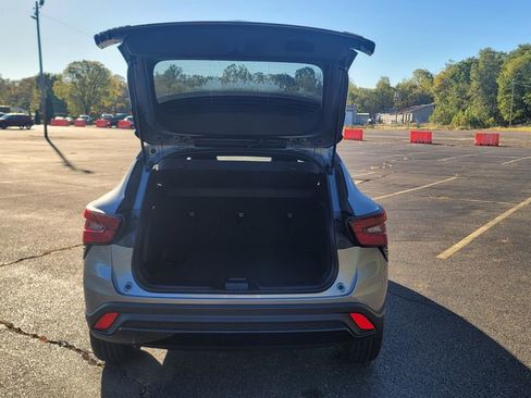 New 2026 Chevrolet Trax RS w/ Sunroof Package image 11