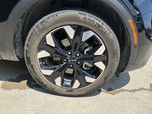 Used 2023 Kia Sportage X-Line w/ X-Line Premium Package AWD/4WD image 17