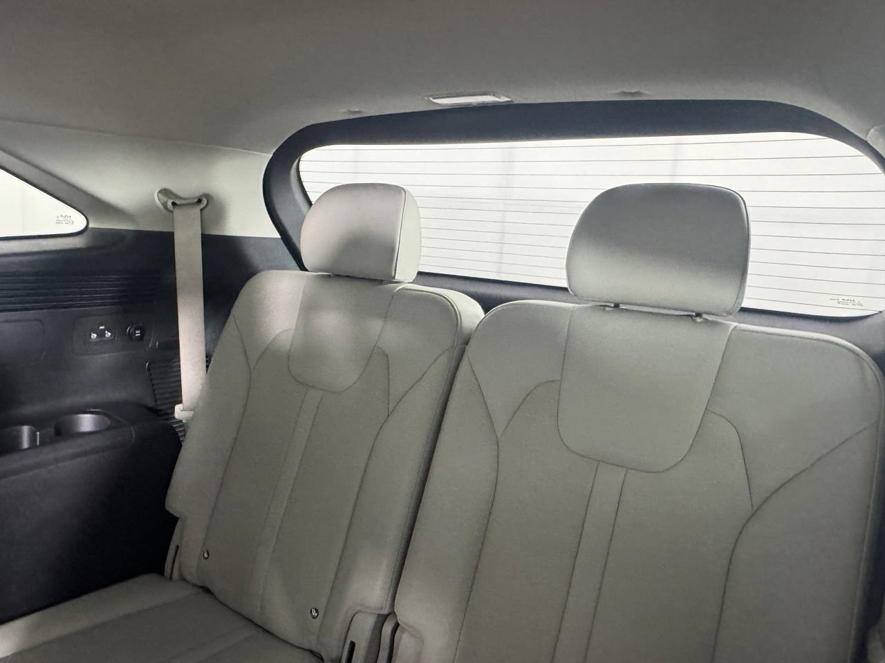 Used 2024 Kia Sorento EX w/ Panoramic Sunroof Package FWD image 30