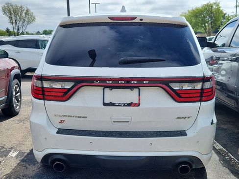Used 2018 Dodge Durango SRT w/ SRT Interior Appearance Group AWD/4WD image 4
