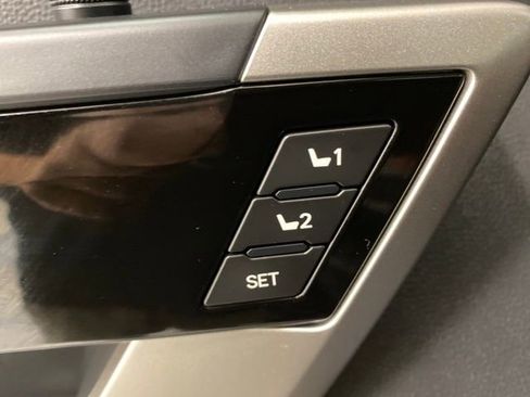 Used 2024 Toyota Tundra Limited image 13