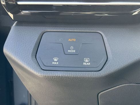 New 2026 Volkswagen ID.4 Pro RWD image 27