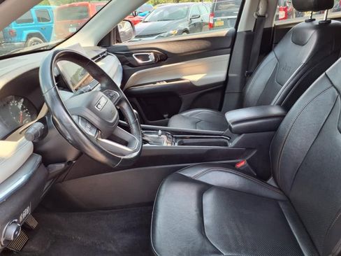 Used 2022 Jeep Compass Limited image 14