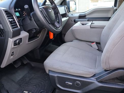 Used 2017 Ford F150 XLT image 21