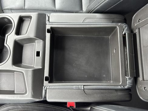 Used 2024 Chevrolet Silverado 1500 Custom image 30