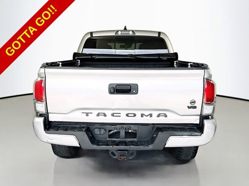 Used 2021 Toyota Tacoma TRD Sport AWD/4WD image 6