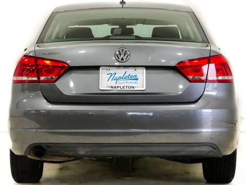 Used 2013 Volkswagen Passat 2.5 S image 7