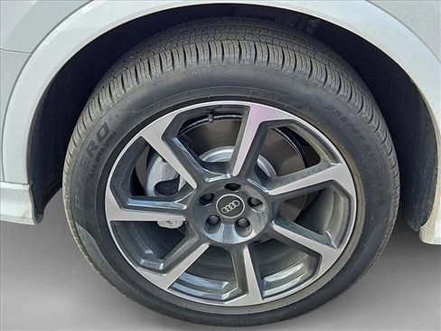 Used 2025 Audi Q3 2.0T Premium Plus w/ Premium Plus Package image 21