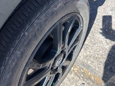 Certified 2021 Nissan Kicks SR w/ Interior Electronics Package image 7