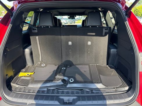 Used 2026 Toyota Grand Highlander AWD Hybrid image 16