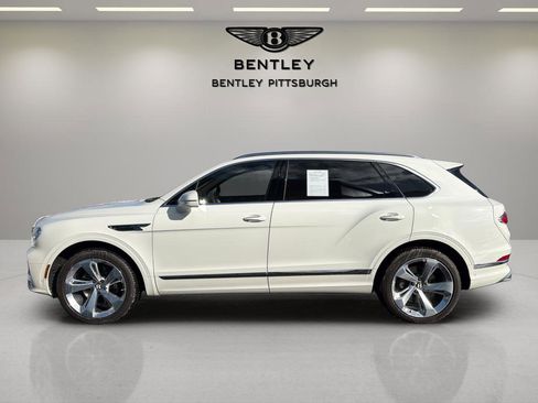 Used 2023 Bentley Bentayga Extended Wheelbase image 11