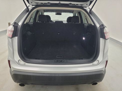 Used 2019 Ford Edge SE FWD image 29