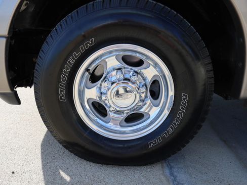 Used 2005 Ford Excursion Eddie Bauer image 21