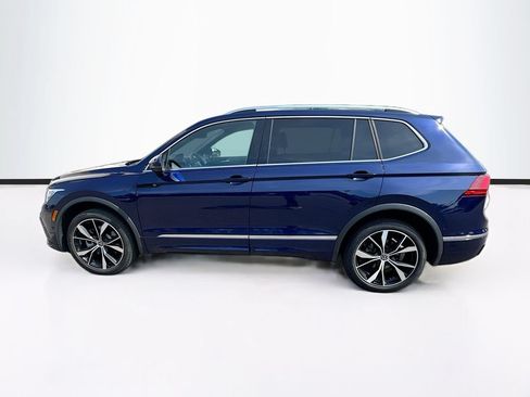 Used 2024 Volkswagen Tiguan SEL R-Line w/ MDO Package, Two-Row AWD/4WD image 8