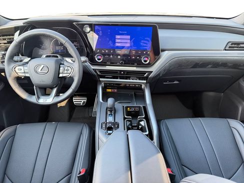 New 2026 Lexus TX 500h AWD image 15