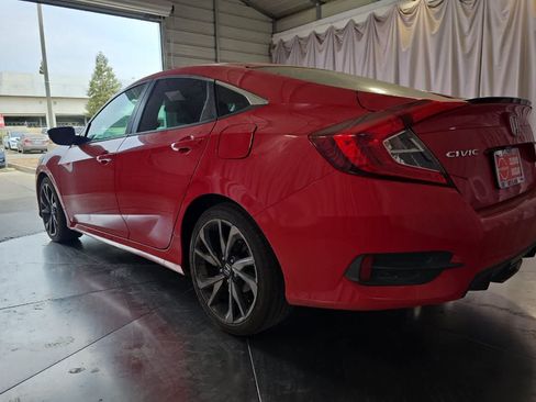 Used 2019 Honda Civic Sport image 7