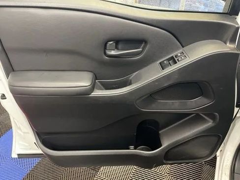 Used 2023 Nissan Frontier S w/ Technology Package image 8