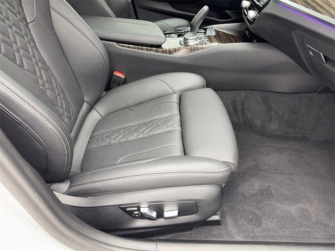 Used 2022 BMW 530i w/ Convenience Package image 49