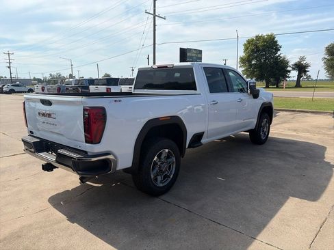 New 2026 GMC Sierra 2500 SLT AWD/4WD image 6