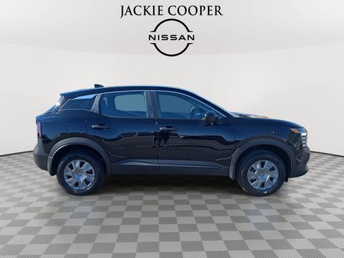 New 2026 Nissan Kicks S w/ Charging Package FWD image 4