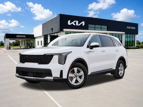 Certified 2025 Kia Sorento LX FWD image 1