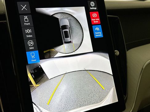 New 2026 Volvo XC60 B5 Ultra w/ Protection Package Premier image 14