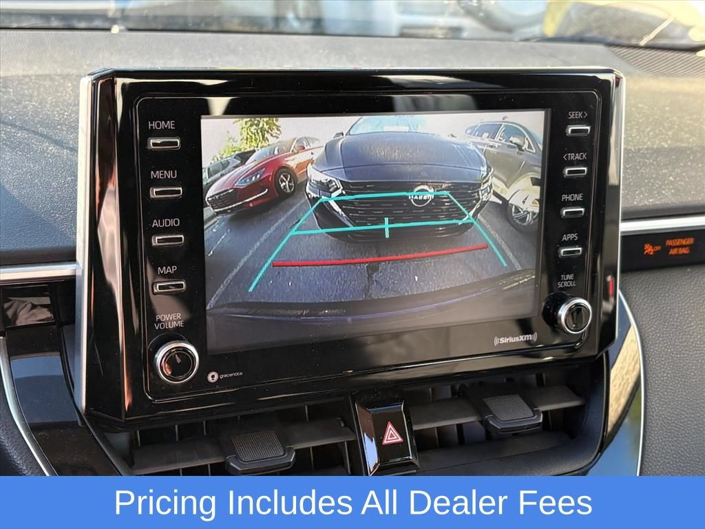 Used 2021 Toyota Corolla LE FWD image 9