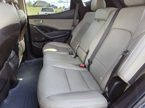 Used 2017 Hyundai Santa Fe Sport image 19