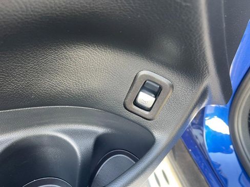 Used 2018 Mercedes-Benz GLC 300 4MATIC image 26