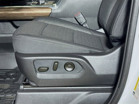 New 2026 Chevrolet Silverado 2500 LT w/ Trail Boss Package image 17