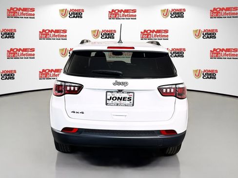 Used 2025 Jeep Compass Latitude w/ Altitude Special Edition AWD/4WD image 14