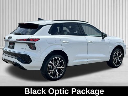 New 2026 Audi Q3 quattro 2.0T AWD/4WD image 5