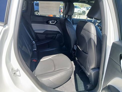 New 2026 Jeep Compass Limited AWD/4WD image 18