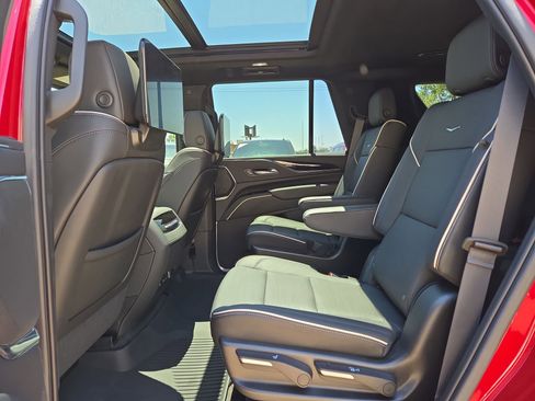 Certified 2023 Cadillac Escalade Sport w/ LPO, ONYX Package AWD/4WD image 13