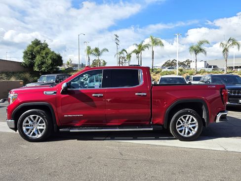 Used 2022 GMC Sierra 1500 SLT image 2