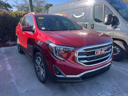 Used 2018 GMC Terrain SLT w/ Preferred Package image 3