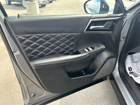 Used 2023 Mitsubishi Outlander SEL Black Edition AWD/4WD image 14